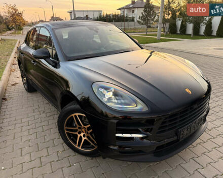 Черный Порше Масан, объемом двигателя 2 л и пробегом 12 тыс. км за 65999 $, фото 7 на Automoto.ua