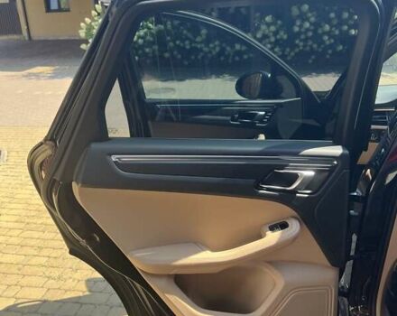 Черный Порше Масан, объемом двигателя 1.98 л и пробегом 36 тыс. км за 59800 $, фото 12 на Automoto.ua