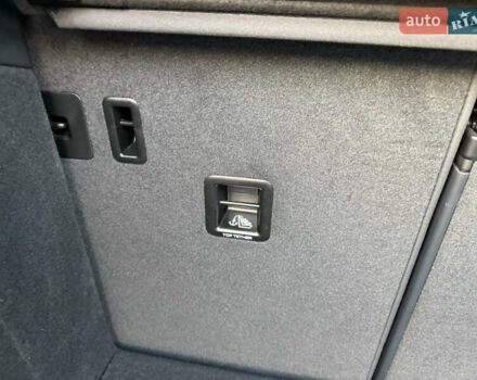 Черный Порше Масан, объемом двигателя 2 л и пробегом 12 тыс. км за 65999 $, фото 60 на Automoto.ua