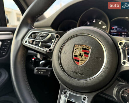 Черный Порше Масан, объемом двигателя 2 л и пробегом 12 тыс. км за 65999 $, фото 42 на Automoto.ua