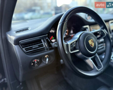 Черный Порше Масан, объемом двигателя 1.98 л и пробегом 45 тыс. км за 49900 $, фото 18 на Automoto.ua