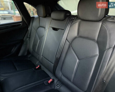 Черный Порше Масан, объемом двигателя 1.98 л и пробегом 45 тыс. км за 49900 $, фото 26 на Automoto.ua