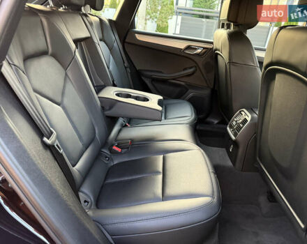 Черный Порше Масан, объемом двигателя 2 л и пробегом 12 тыс. км за 65999 $, фото 50 на Automoto.ua