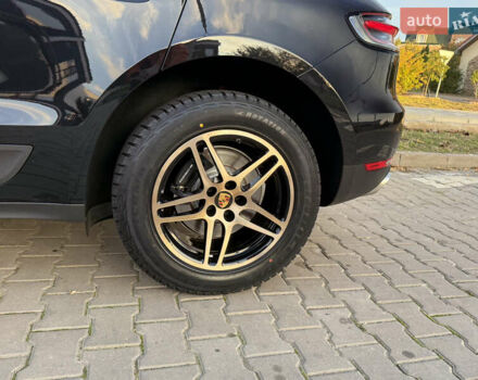 Черный Порше Масан, объемом двигателя 2 л и пробегом 12 тыс. км за 65999 $, фото 26 на Automoto.ua