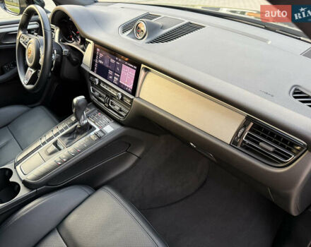 Черный Порше Масан, объемом двигателя 2 л и пробегом 12 тыс. км за 65999 $, фото 30 на Automoto.ua