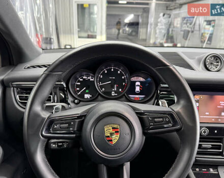 Черный Порше Масан, объемом двигателя 1.98 л и пробегом 9 тыс. км за 62000 $, фото 8 на Automoto.ua