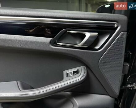 Черный Порше Масан, объемом двигателя 1.98 л и пробегом 23 тыс. км за 67500 $, фото 53 на Automoto.ua