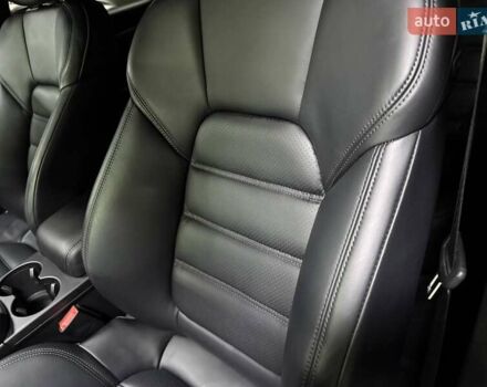 Черный Порше Масан, объемом двигателя 1.98 л и пробегом 23 тыс. км за 67500 $, фото 46 на Automoto.ua