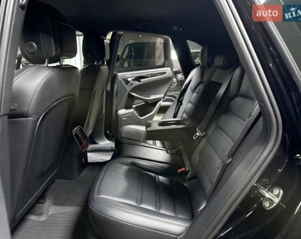 Черный Порше Масан, объемом двигателя 1.98 л и пробегом 23 тыс. км за 67500 $, фото 57 на Automoto.ua