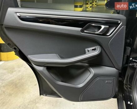 Черный Порше Масан, объемом двигателя 1.98 л и пробегом 23 тыс. км за 67500 $, фото 52 на Automoto.ua