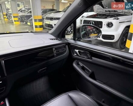 Черный Порше Масан, объемом двигателя 1.98 л и пробегом 23 тыс. км за 67500 $, фото 70 на Automoto.ua