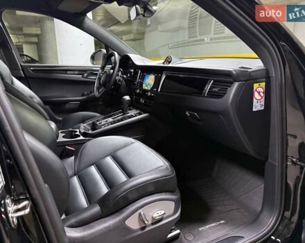 Черный Порше Масан, объемом двигателя 1.98 л и пробегом 23 тыс. км за 67500 $, фото 90 на Automoto.ua