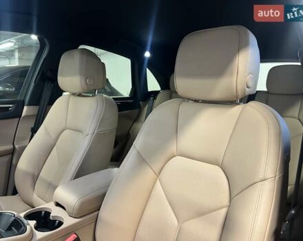 Черный Порше Масан, объемом двигателя 1.98 л и пробегом 3 тыс. км за 79539 $, фото 29 на Automoto.ua