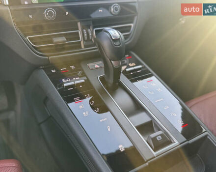 Чорний Порше Масан, об'ємом двигуна 2.89 л та пробігом 12 тис. км за 100000 $, фото 4 на Automoto.ua