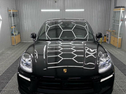 Черный Порше Масан, объемом двигателя 1.98 л и пробегом 9 тыс. км за 62000 $, фото 1 на Automoto.ua
