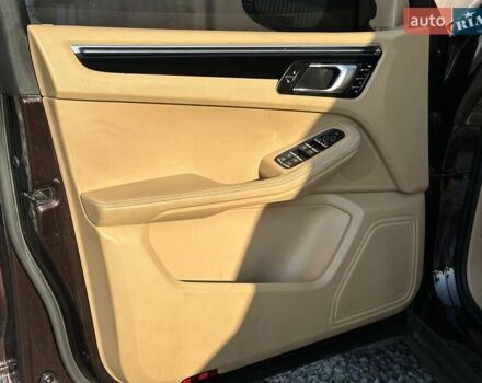 Коричневий Порше Масан, об'ємом двигуна 3 л та пробігом 206 тис. км за 21400 $, фото 20 на Automoto.ua