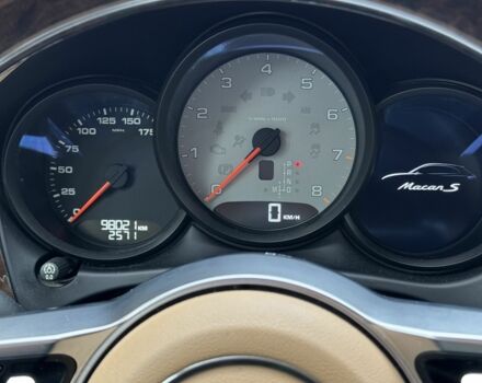 Коричневий Порше Масан, об'ємом двигуна 0 л та пробігом 97 тис. км за 25975 $, фото 7 на Automoto.ua