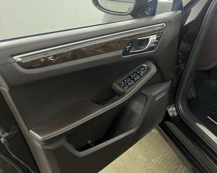 Порше Масан 2016 в Киеве на Automoto.ua Коричневый Порше Масан, объемом двигателя 3 л и пробегом 179 тыс. км за 38500 $, фото 8 на Automoto.ua