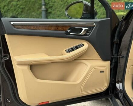 Коричневий Порше Масан, об'ємом двигуна 3 л та пробігом 167 тис. км за 28000 $, фото 55 на Automoto.ua