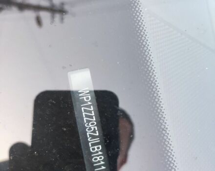 Червоний Порше Масан, об'ємом двигуна 2 л та пробігом 98 тис. км за 30086 $, фото 7 на Automoto.ua