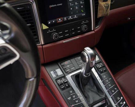 Порше Масан 2017 в Одессе на Automoto.ua Красный Порше Масан, объемом двигателя 3 л и пробегом 102 тыс. км за 41900 $, фото 30 на Automoto.ua