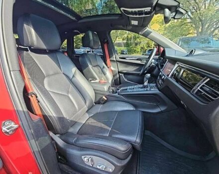 Красный Порше Масан, объемом двигателя 0 л и пробегом 90 тыс. км за 37700 $, фото 7 на Automoto.ua