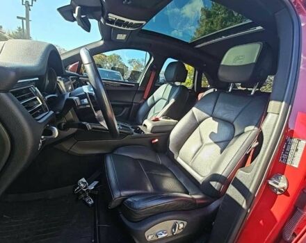 Красный Порше Масан, объемом двигателя 0 л и пробегом 90 тыс. км за 37700 $, фото 4 на Automoto.ua