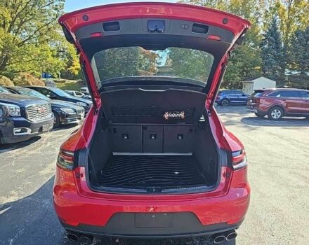 Красный Порше Масан, объемом двигателя 0 л и пробегом 90 тыс. км за 37700 $, фото 3 на Automoto.ua