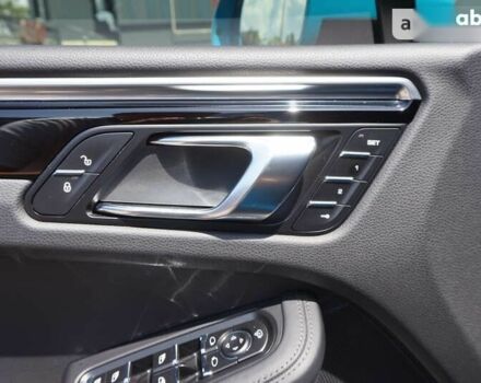 Порше Масан, объемом двигателя 3 л и пробегом 39 тыс. км за 65000 $, фото 20 на Automoto.ua