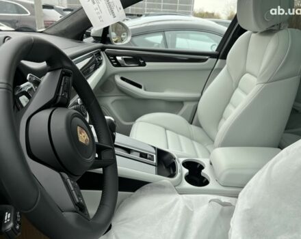 Порше Масан, объемом двигателя 3 л и пробегом 1 тыс. км за 135451 $, фото 34 на Automoto.ua