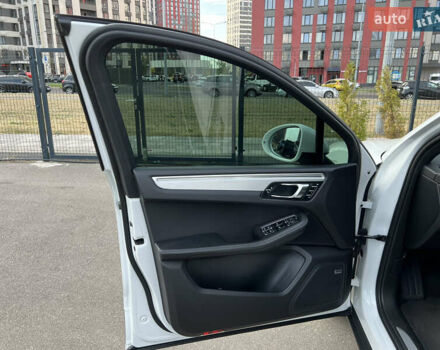 Порше Масан, объемом двигателя 3 л и пробегом 155 тыс. км за 25900 $, фото 11 на Automoto.ua