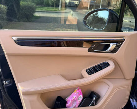 Порше Масан, об'ємом двигуна 2 л та пробігом 120 тис. км за 35999 $, фото 4 на Automoto.ua