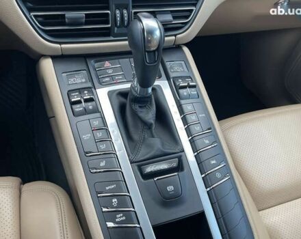 Порше Масан, объемом двигателя 2 л и пробегом 53 тыс. км за 49777 $, фото 26 на Automoto.ua