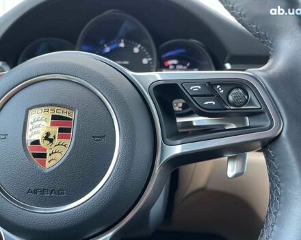 Порше Масан, объемом двигателя 2 л и пробегом 53 тыс. км за 49777 $, фото 16 на Automoto.ua