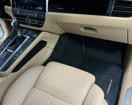 Порше Масан, объемом двигателя 3 л и пробегом 71 тыс. км за 46500 $, фото 22 на Automoto.ua