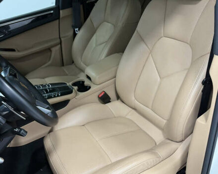 Порше Масан, объемом двигателя 3 л и пробегом 71 тыс. км за 46500 $, фото 18 на Automoto.ua