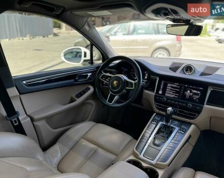 Порше Масан, объемом двигателя 1.98 л и пробегом 45 тыс. км за 44600 $, фото 21 на Automoto.ua