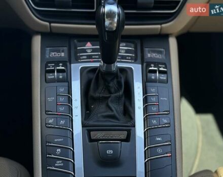 Порше Масан, объемом двигателя 1.98 л и пробегом 45 тыс. км за 44600 $, фото 49 на Automoto.ua