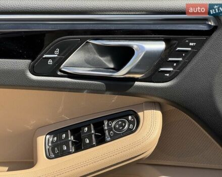 Порше Масан, объемом двигателя 1.98 л и пробегом 45 тыс. км за 44600 $, фото 56 на Automoto.ua