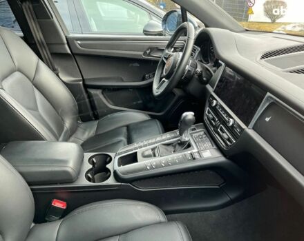 Порше Масан, объемом двигателя 2 л и пробегом 34 тыс. км за 71729 $, фото 13 на Automoto.ua
