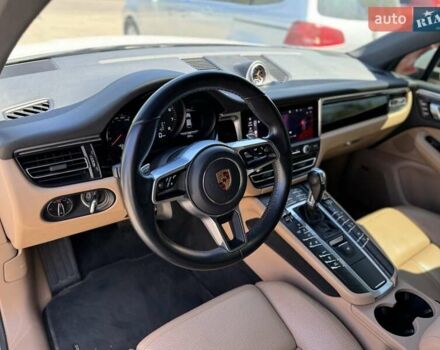 Порше Масан, объемом двигателя 1.98 л и пробегом 45 тыс. км за 44600 $, фото 13 на Automoto.ua