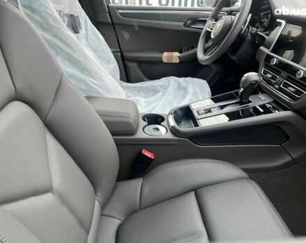 Порше Масан, объемом двигателя 2 л и пробегом 12 тыс. км за 76685 $, фото 10 на Automoto.ua