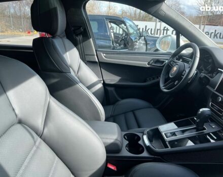 Порше Масан, объемом двигателя 2.89 л и пробегом 5 тыс. км за 108419 $, фото 4 на Automoto.ua