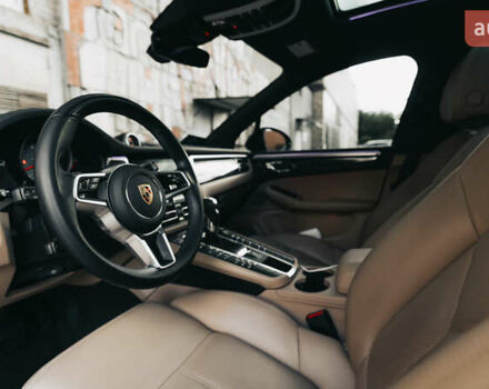 Порше Масан, объемом двигателя 3 л и пробегом 45 тыс. км за 62500 $, фото 22 на Automoto.ua