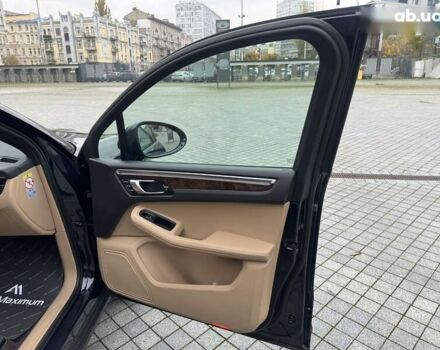 Порше Масан, объемом двигателя 2 л и пробегом 37 тыс. км за 59999 $, фото 23 на Automoto.ua