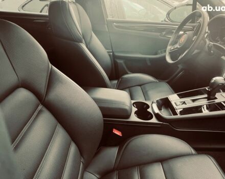 Порше Масан, объемом двигателя 3 л и пробегом 7 тыс. км за 115201 $, фото 13 на Automoto.ua