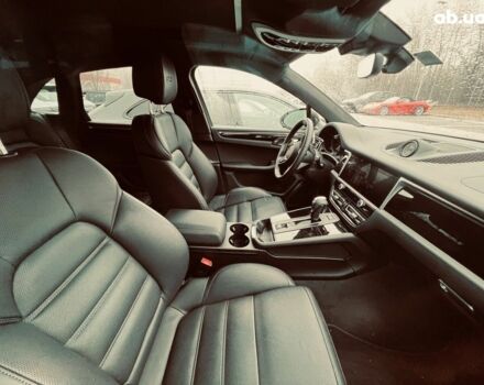 Порше Масан, объемом двигателя 3 л и пробегом 7 тыс. км за 115201 $, фото 10 на Automoto.ua