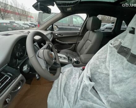 Порше Масан, объемом двигателя 2 л и пробегом 12 тыс. км за 76685 $, фото 17 на Automoto.ua