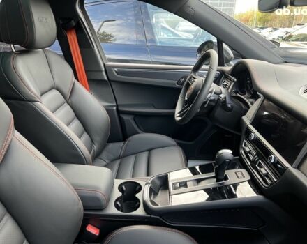 Порше Масан, объемом двигателя 3 л и пробегом 1 тыс. км за 117592 $, фото 4 на Automoto.ua