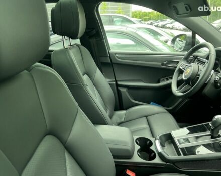 Порше Масан, объемом двигателя 2 л и пробегом 1 тыс. км за 83032 $, фото 2 на Automoto.ua
